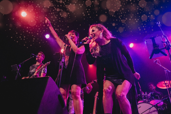 MUSE: A Salute to Holiday Divas